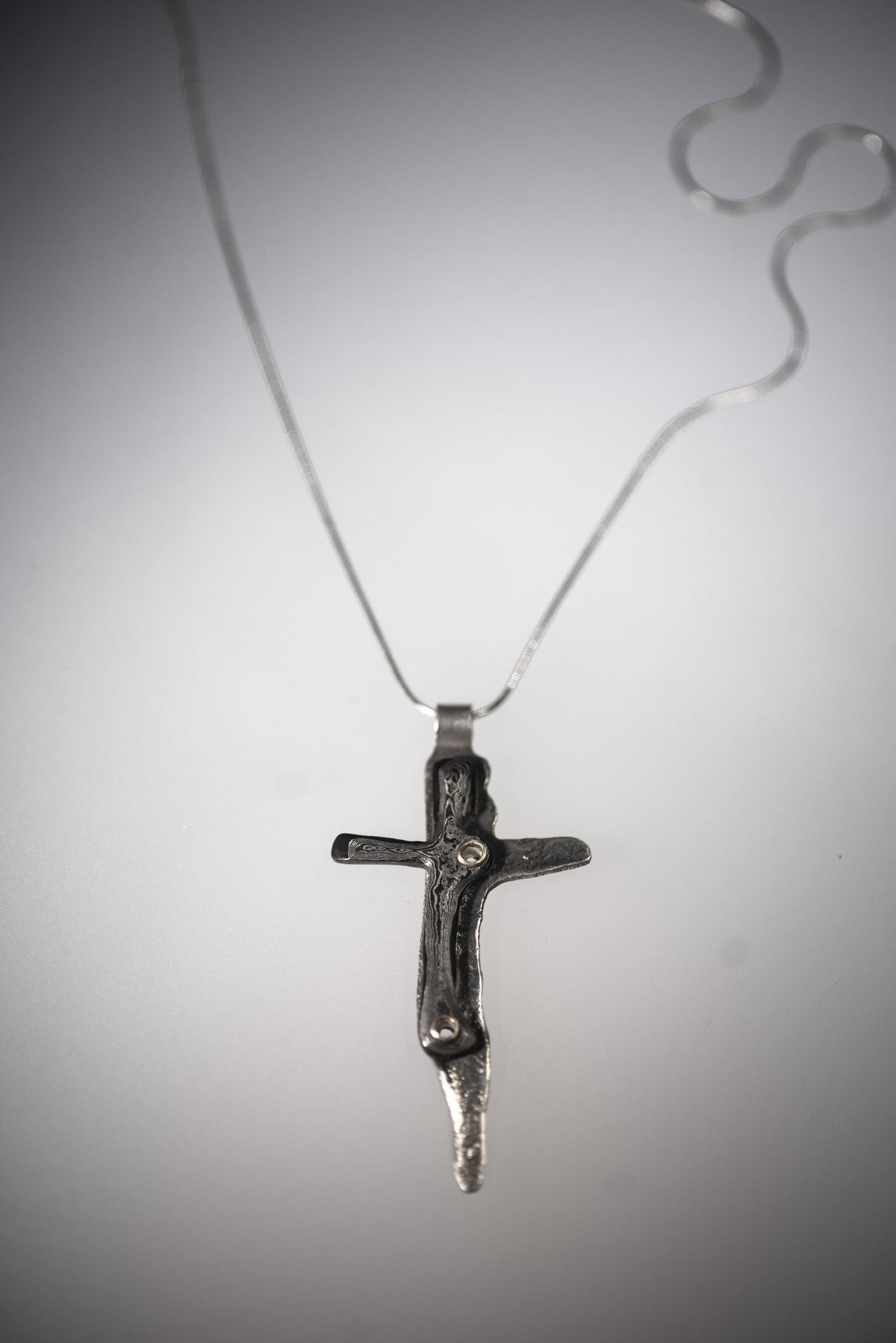 ARCHEOLOGIST | Cruz Necklace